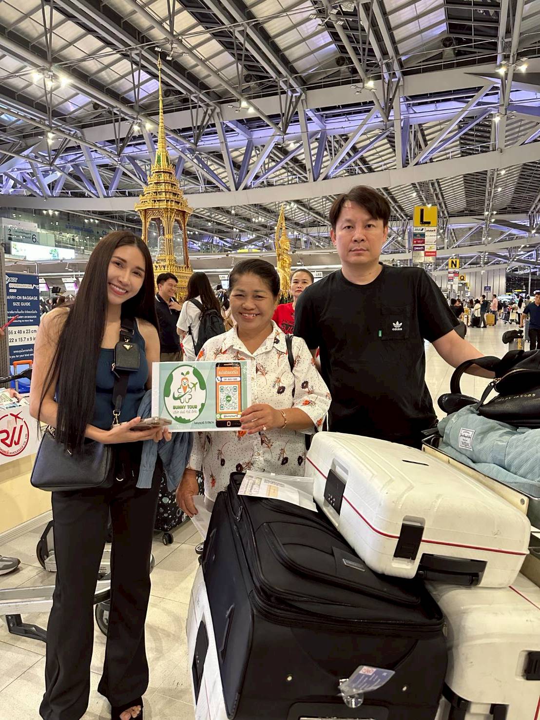 	❤️ขอบพระคุณที่สนับสนุน ไว้วางใจเลือกใช้บริการ #BUNNYTOUR โปรแกรม R6-6T1H1 ฮ่องกง ไหว้ 6 วัดดัง อิสระช้อปปิ้งเต็มวัน วันที่  15-17 มิ.ย. 68