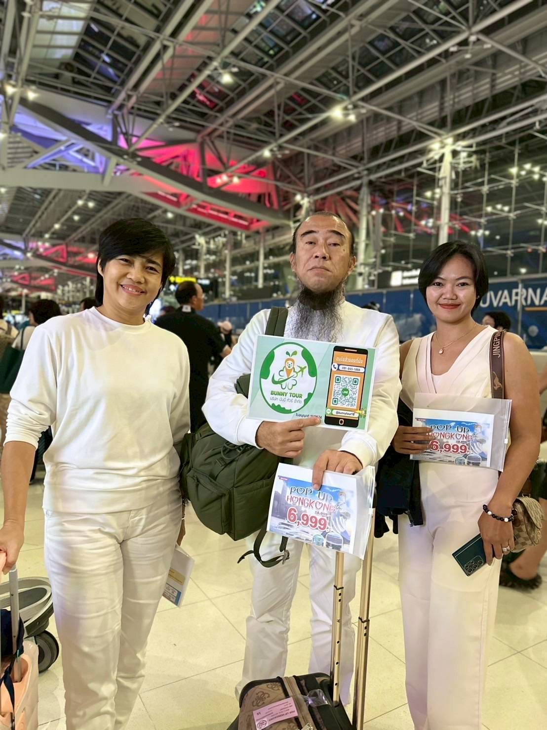 ขอบคุณลูกค้าที่น่ารักทุกท่าน เลือกเดินทางกับ #BunnyTour ✈️
ขอให้ทริปนี้เต็มไปด้วยความสุข ความประทับใจ และรอยยิ้มตลอดการเดินทางนะคะ ✨

#BunnyTourเที่ยวสบายใจไปกับเรา